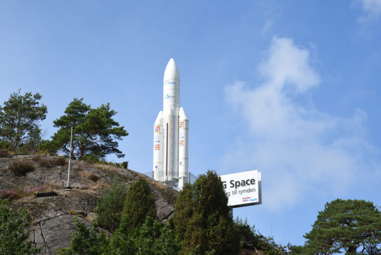 Ariane 5 / Ariane 6 Structural Components and VESPA Satellite Adapter
