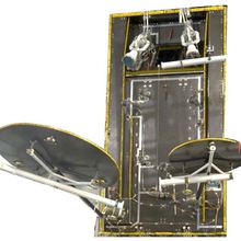 Offset Mirror Antenna